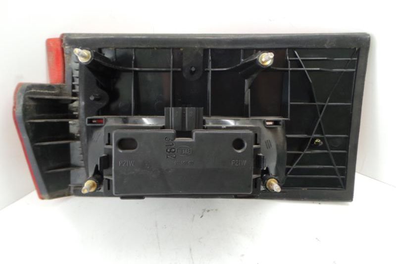 Seat Toledo 1L2 BJ 92 Schlussleuchte links innen 1L0945094L
